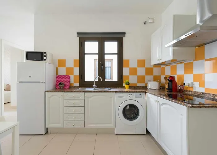 Mahostly Comillas Sc Apartman